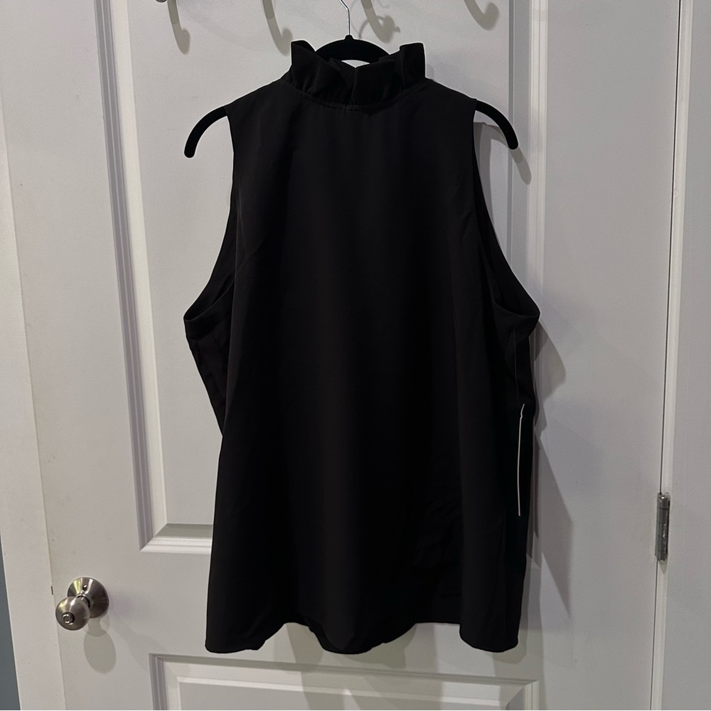 TUCKERNUCK Black Mason Top - Picture 7 of 10